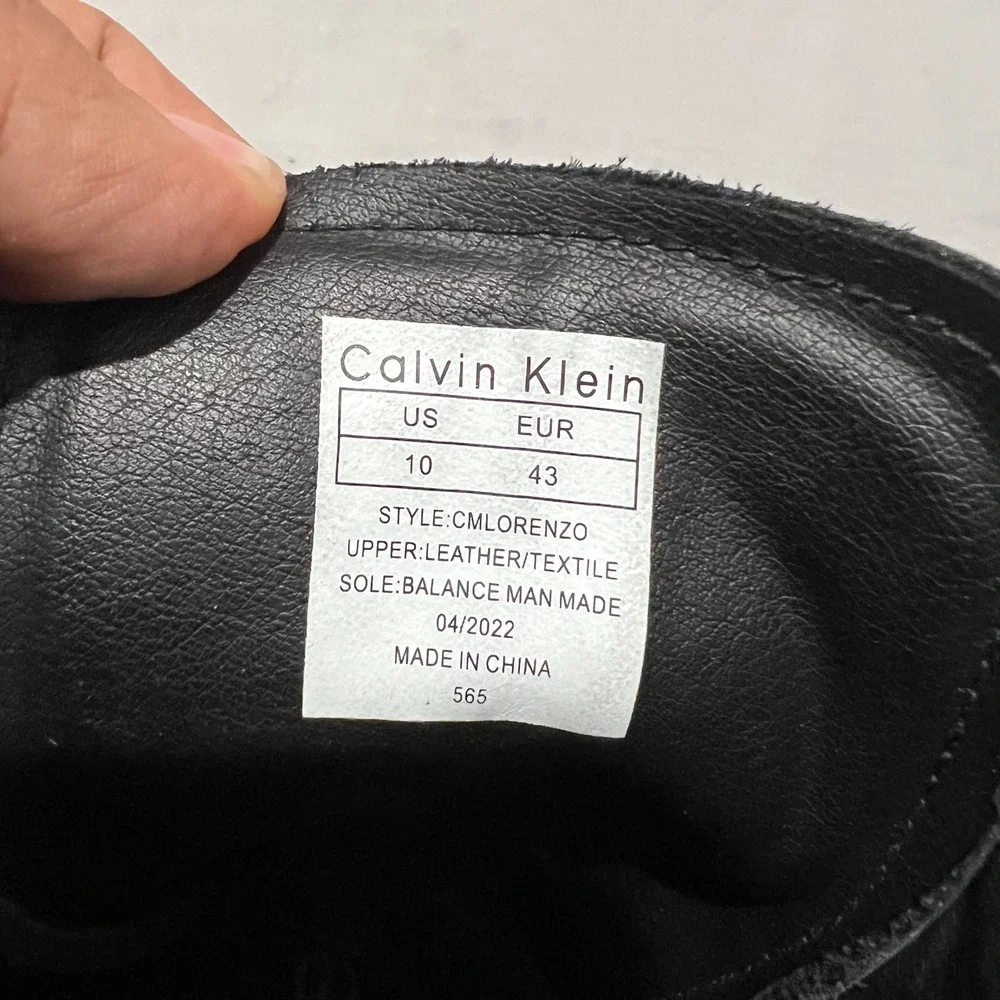 Calvin Klein Lorenzo Mens Black Suede Leather Lace Up Lug Sole Combat Boots 10